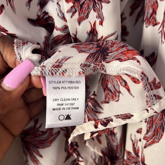 Astr Floral Blouse in Cream and Burgundy - Picture 5 of 5